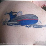 Фото тату самолет 06.07.2021 №077 - airplane tattoo - tatufoto.com