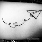 Фото тату самолет 06.07.2021 №140 - airplane tattoo - tatufoto.com
