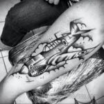 Фото тату самолет 06.07.2021 №178 - airplane tattoo - tatufoto.com