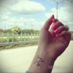 Фото тату самолет 06.07.2021 №181 - airplane tattoo - tatufoto.com