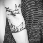 Фото тату самолет 06.07.2021 №187 - airplane tattoo - tatufoto.com
