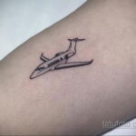 Фото тату самолет 06.07.2021 №255 - airplane tattoo - tatufoto.com