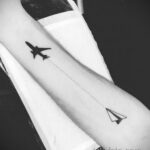 Фото тату самолет 06.07.2021 №274 - airplane tattoo - tatufoto.com