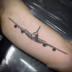Фото тату самолет 06.07.2021 №282 - airplane tattoo - tatufoto.com