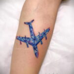 Фото тату самолет 06.07.2021 №307 - airplane tattoo - tatufoto.com