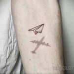 Фото тату самолет 06.07.2021 №346 - airplane tattoo - tatufoto.com