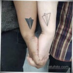 Фото тату самолет 06.07.2021 №367 - airplane tattoo - tatufoto.com