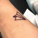 Фото тату самолет 06.07.2021 №372 - airplane tattoo - tatufoto.com