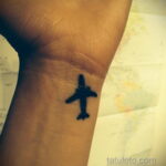 Фото тату самолет 06.07.2021 №401 - airplane tattoo - tatufoto.com