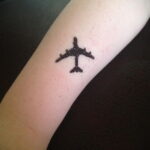 Фото тату самолет 06.07.2021 №411 - airplane tattoo - tatufoto.com