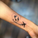 Фото тату самолет 06.07.2021 №437 - airplane tattoo - tatufoto.com
