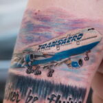 Фото тату самолет 06.07.2021 №440 - airplane tattoo - tatufoto.com