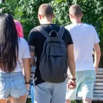 Два браслета маори на руке парня узорами на предплечье и бицепсе 35