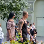 Фото тату на руке: детализированный рисунок в черных тонах. Оригинальный эскиз тату для мужчин.