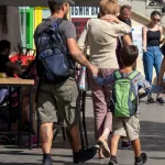 Тату волк и красные руны на икрах мужчины - Уличная тату (street tattoo) № 14–210821 3