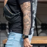Тату рукав с розой ветров и компасом на левой руке парня - Уличная тату (street tattoo) № 14–210821 7