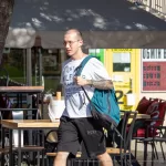 Тату с карпом на левой руке парня - Уличная тату (street tattoo) № 14–210821 1