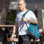 Тату с карпом на левой руке парня - Уличная тату (street tattoo) № 14–210821 3