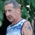 Тату с пауком на плече у пожилого мужчины - Уличная тату (street tattoo) № 14–210821 2