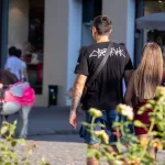 Тату статуя Зевса и амур на левой руке парня - Уличная тату (street tattoo) № 14–210821 5
