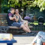Тату цветы у девушки на ноге, тату орел у парня на плече - Уличная тату (street tattoo) № 14–210821 7