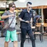 Трайбл узор в тату на правом запястье парня - Уличная тату (street tattoo) № 14–210821 1