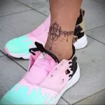 Фото тату лотос на ноге 07.08.2021 №028 - lotus tattoo on her leg - tatufoto.com