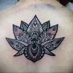 Фото тату лотос на спине 07.08.2021 №002 - lotus tattoo on back - tatufoto.com