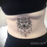 Фото тату лотоса на животе 07.08.2021 №006 - lotus tattoo on stomach - tatufoto.com