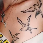 Фото тату с птицей синица 13,08,2021 - №0043 - Tit tattoo - tatufoto.com