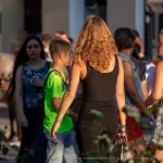 Фрагмент тату с весами на левом плече у девушки - Уличная тату (street tattoo) № 14–210821 2