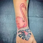 Фото тату розовый фламинго 26,09,2021 - №0561 - flamingo tattoo - tatufoto.com