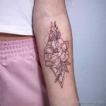 Фото пример рисунка тату цветок пион 16,10,2021 - №0049 - peony tattoo - tatufoto.com