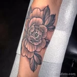 Фото пример рисунка тату цветок пион 16,10,2021 - №0119 - peony tattoo - tatufoto.com