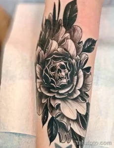 Фото пример рисунка тату цветок пион 16,10,2021 - №0186 - peony tattoo - tatufoto.com