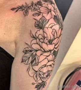 Фото пример рисунка тату цветок пион 16,10,2021 - №0191 - peony tattoo - tatufoto.com