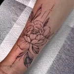 Фото пример рисунка тату цветок пион 16,10,2021 - №0338 - peony tattoo - tatufoto.com