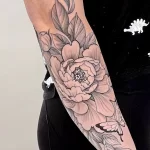 Фото пример рисунка тату цветок пион 16,10,2021 - №0353 - peony tattoo - tatufoto.com