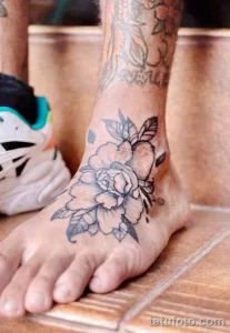 Фото пример рисунка тату цветок пион 16,10,2021 - №0446 - peony tattoo - tatufoto.com