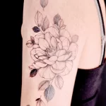 Фото пример рисунка тату цветок пион 16,10,2021 - №0585 - peony tattoo - tatufoto.com