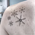 Фото рисунка тату про зиму 30,10,2021 - №0039 - winter tattoo - tatufoto.com