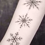 Фото рисунка тату про зиму 30,10,2021 - №0211 - winter tattoo - tatufoto.com