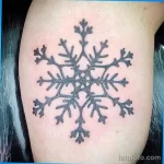 Фото тату снежинка 30,11,2021 - №0007 - snowflake tattoo - tatufoto.com
