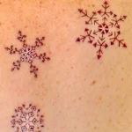 Фото тату снежинка 30,11,2021 - №0021 - snowflake tattoo - tatufoto.com