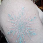 Фото тату снежинка 30,11,2021 - №0033 - snowflake tattoo - tatufoto.com