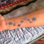 Фото тату снежинка 30,11,2021 - №0041 - snowflake tattoo - tatufoto.com