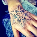 Фото тату снежинка 30,11,2021 - №0074 - snowflake tattoo - tatufoto.com