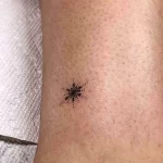 Фото тату снежинка 30,11,2021 - №0131 - snowflake tattoo - tatufoto.com