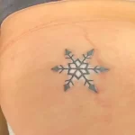 Фото тату снежинка 30,11,2021 - №0134 - snowflake tattoo - tatufoto.com
