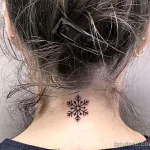 Фото тату снежинка 30,11,2021 - №0202 - snowflake tattoo - tatufoto.com